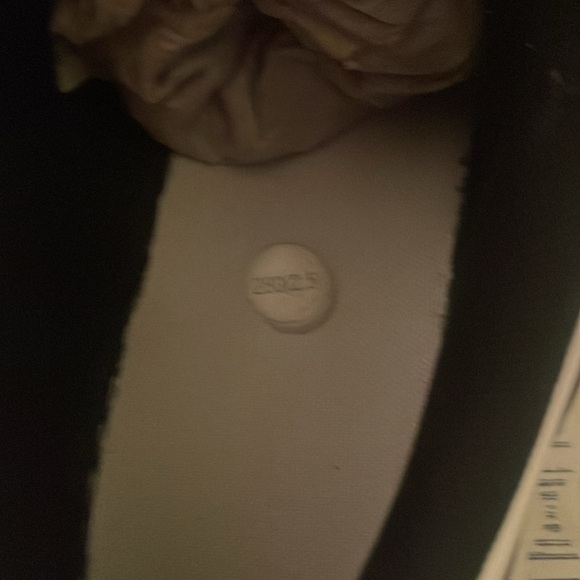 Men’s dunks - Picture 3 of 6